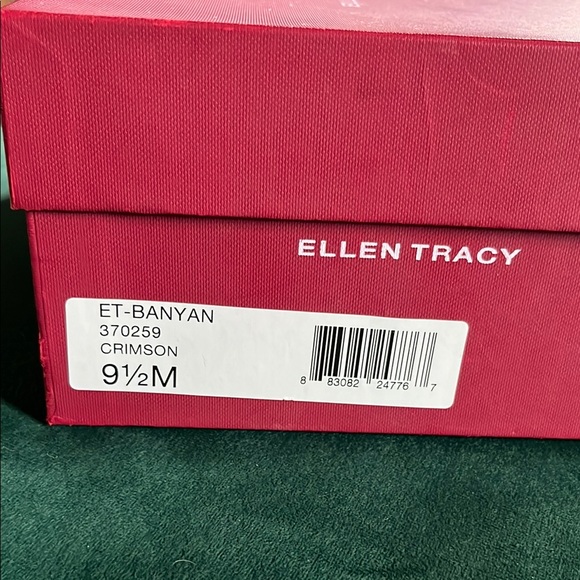 Ellen Tracy Red Women's Shoes - Picture 2 of 6